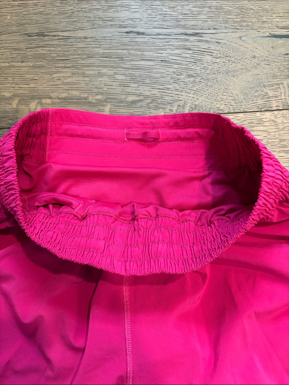 Lululemon Hotty Hot Shorts Bright Fuchsia Elastic Waist - Picture 6 of 6